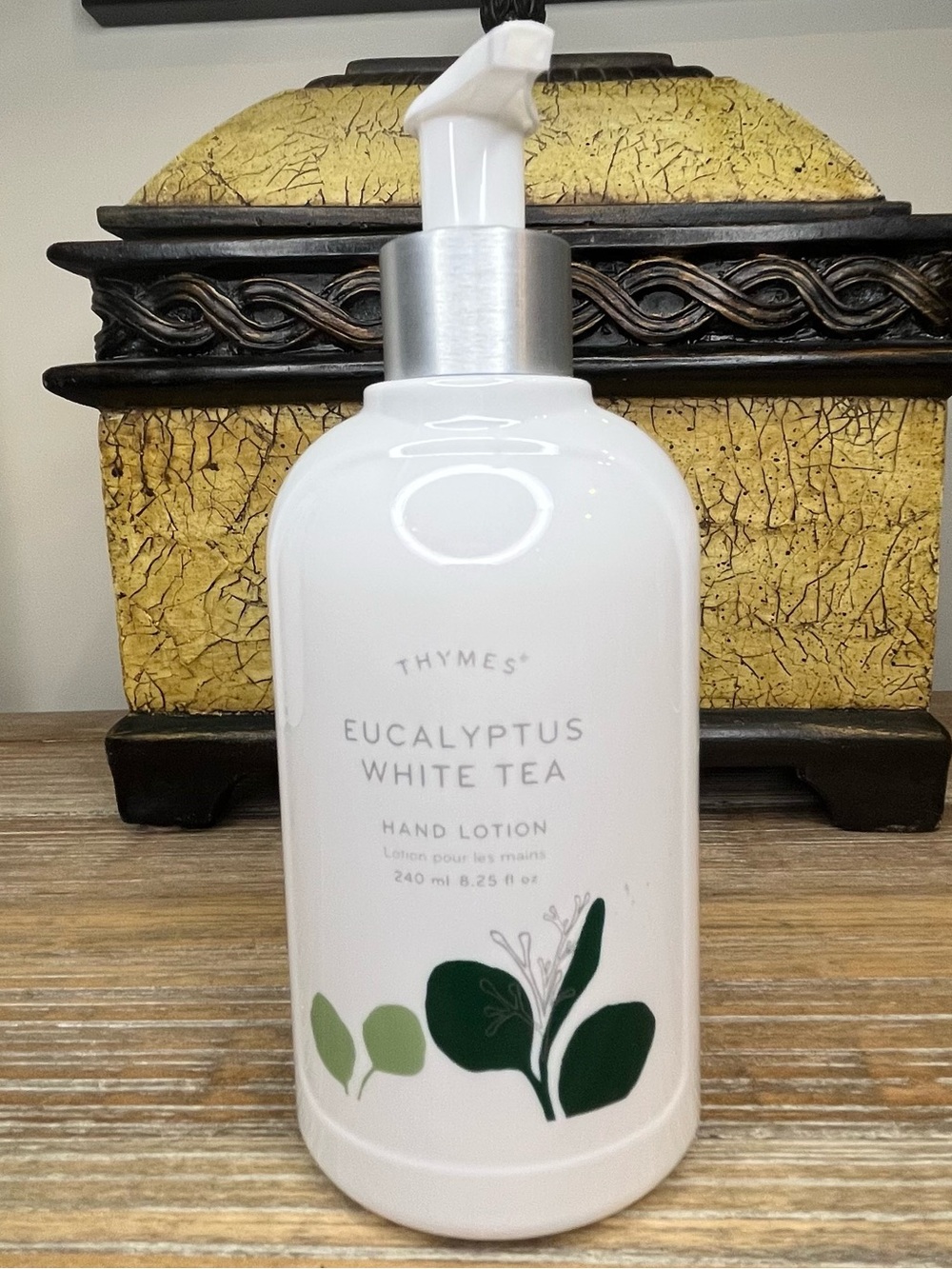 NEW Thymes Eucalyptus White Tea Hand Lotion 8.25 oz